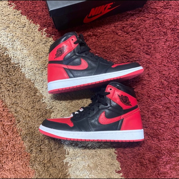 HOMAGE TO HOME JORDAN 1